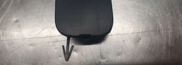 Rear bumper row hook cap/cover