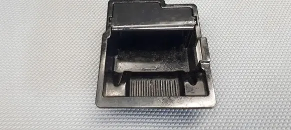 KIA Carens II Car ashtray