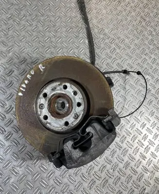 Opel Vivaro Front wheel hub spindle knuckle 