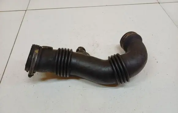 Peugeot Partner Intercooler hose/pipe 9687883780