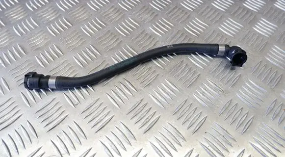 BMW 5 G30 G31 Engine coolant pipe/hose 8572912