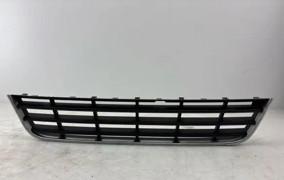 Volkswagen PASSAT B6 Front bumper lower grill 3C0853677