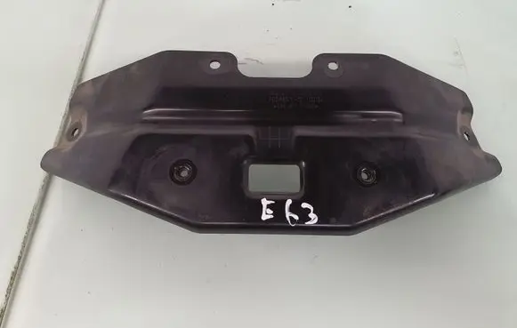 BMW 6 E63 E64 Top upper radiator support slam panel 7008851 51647008851