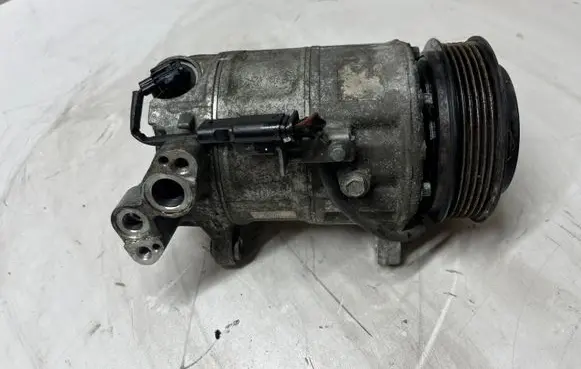 BMW X1 F48 F49 Air conditioning (A/C) compressor (pump)