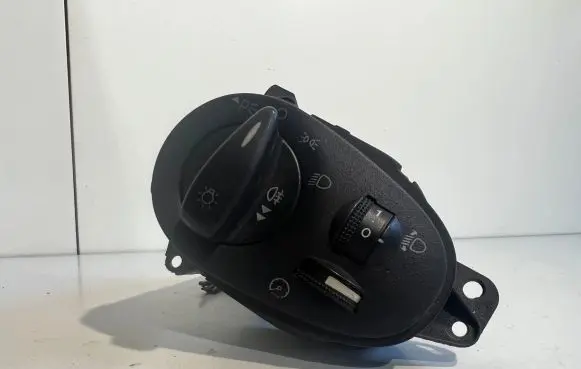 Ford Mondeo Mk III Light switch 4935102 PA6GF30