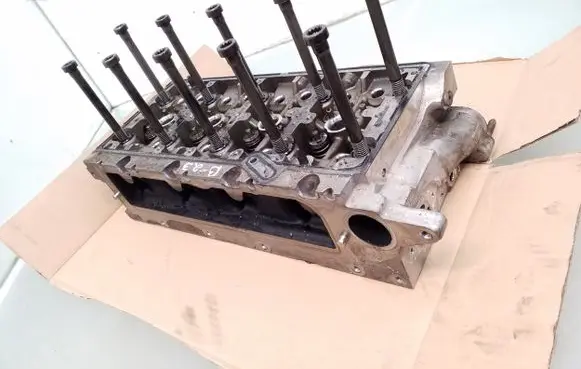 Audi A6 S6 C7 4G Engine head 04L103373E