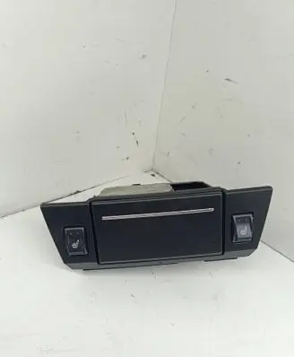 Chrysler 300 - 300C Ashtray (front) 1090080