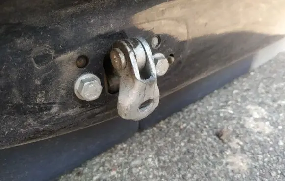 Renault Espace - Grand espace IV Rear door check strap stopper