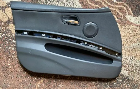 BMW 3 E90 E91 Front door card panel trim