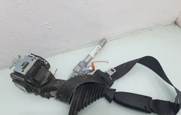 Nissan Qashqai+2 Front seatbelt 606137400F