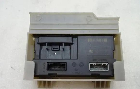 Renault Clio IV Ignition key card reader 285904179R