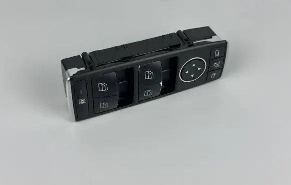Mercedes-Benz C W204 Electric window control switch A2049055402 10021551