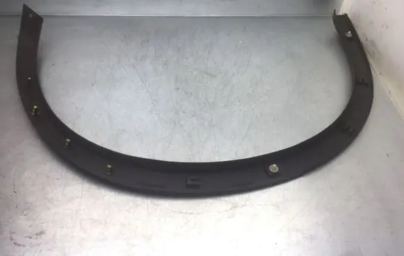 Nissan Qashqai Fender trim (molding) 93829