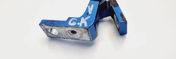 Volkswagen Golf IV Rear door upper hinge