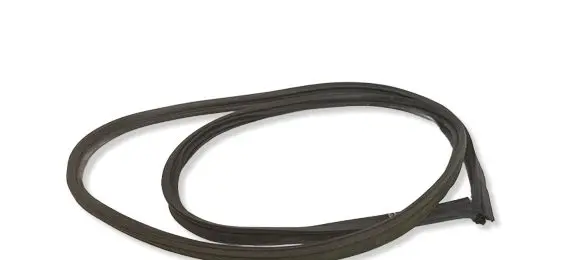 Nissan Juke I F15 Trunk rubber seal (body) 