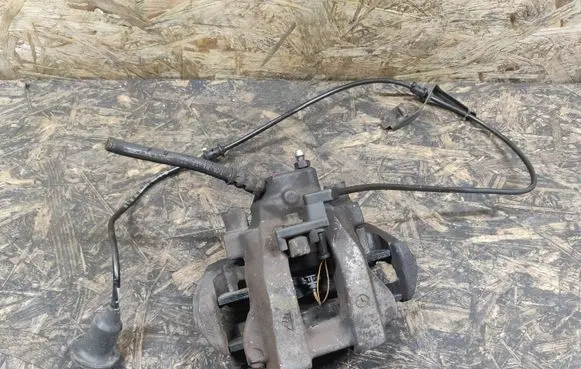 Mercedes-Benz CL C215 Rear brake caliper