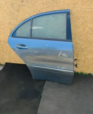 Mercedes-Benz E W211 Rear door 