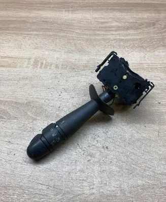 Renault Laguna II Indicator stalk 8200002461