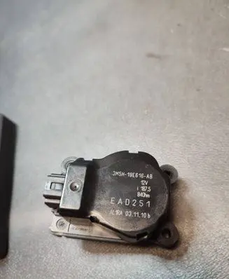 Ford S-MAX Air flap motor/actuator 3M5H19E616AB