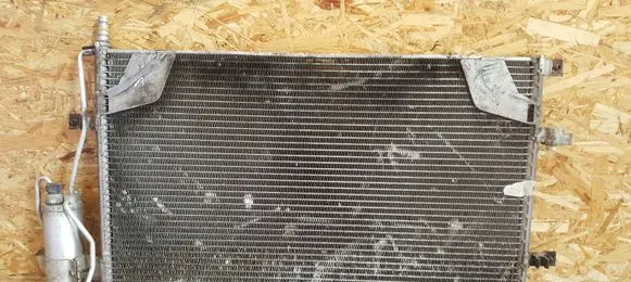 Volvo V70 A/C cooling radiator (condenser) 31101102