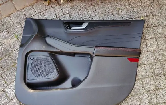 Ford Escape IV Coupe rear side trim panel PJ6BS23942KB