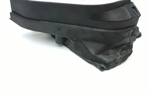 BMW 5 GT F07 Heat shield in engine bay 7485506 748550610 7149459