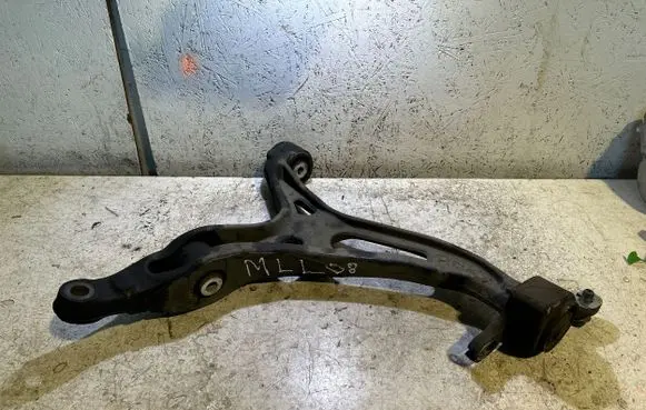 Mercedes-Benz ML W164 Front lower control arm/wishbone