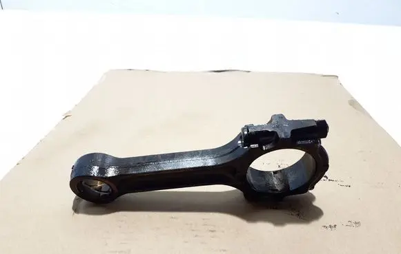 Nissan Cab Star Connecting rod/conrod 121005X00A