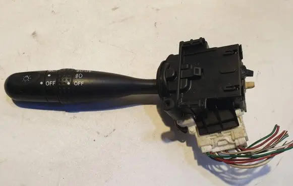 Toyota Corolla Verso E121 Indicator stalk 13020173753