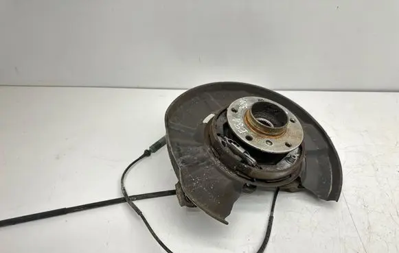 BMW 3 E90 E91 Rear wheel hub 