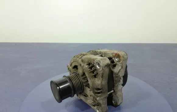 Ford Focus ST Generator/alternator CV6T-10300-DC
