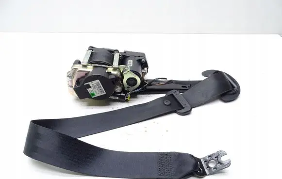 Volkswagen PASSAT B8 Front seatbelt 3G2857706E