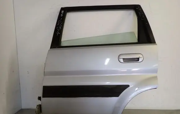 Honda HR-V Rear door 