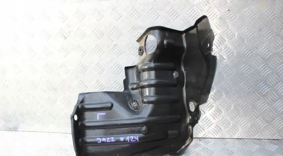 Rear arch fender liner splash guards