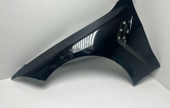 BMW M4 G82 G83 Fender 8080673