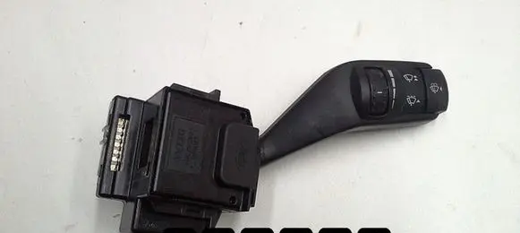 Ford Focus Other switches/knobs/shifts 17D940