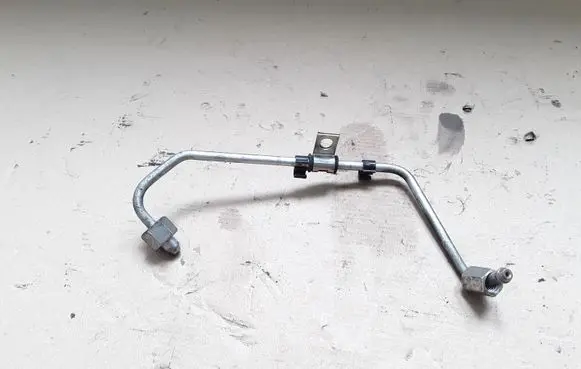 Chevrolet Captiva Fuel injector supply line/pipe NOCODE