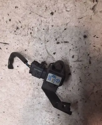 Mercedes-Benz A W168 Air pressure sensor A0041533128