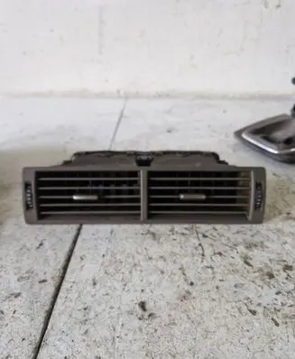 Audi A4 S4 B6 8E 8H Dash center air vent grill