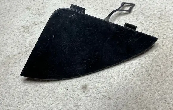 BMW X2 F39 Front tow hook cap/cover 8072693