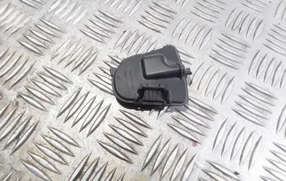Opel Crossland X Other engine bay part 9677691980