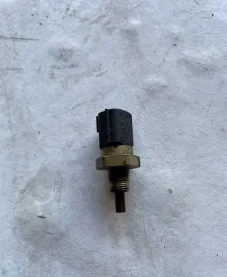 Renault Kadjar Oil temperature sensor 22630ZJ70A A1495