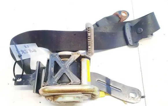 Nissan Almera Tino Front seatbelt 86884bu071