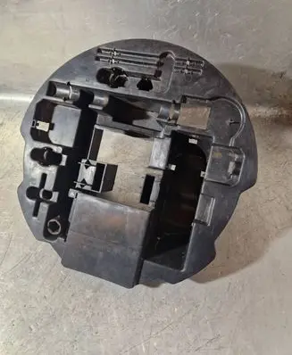 Renault Clio IV Tool box 997506470R 106479KP00000001