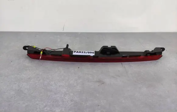 Mercedes-Benz GLA W156 Third/center stoplight A1569069600