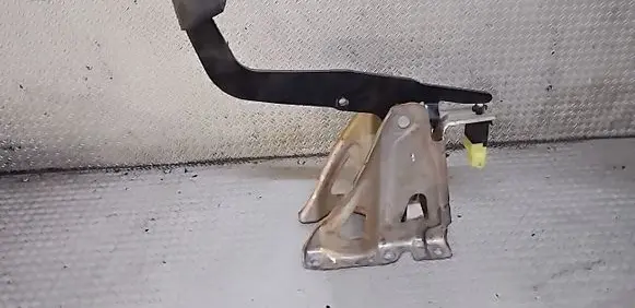 Volkswagen Crafter Brake pedal A2012920082