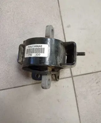 Chrysler Town u0026 Country V Engine mount bracket P05273996AE CR3996SN 1437AC
