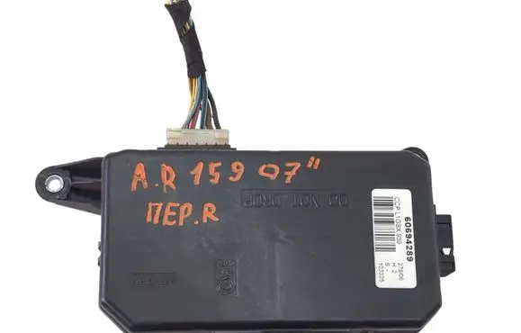 Alfa Romeo 159 Door control unit/module 60694289 103325 CCPL1GSX939