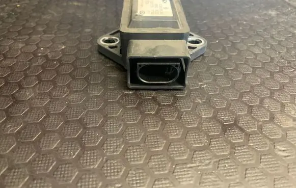 KIA Sorento ESP acceleration yaw rate sensor 0265005293 5015189 956903K000
