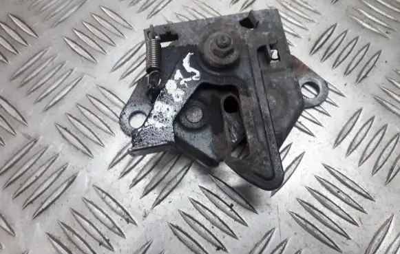 Mazda Premacy Engine bonnet/hood lock/catch